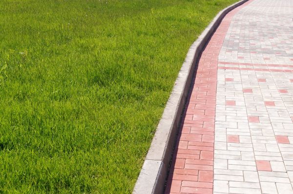 Cement Garden Curbing